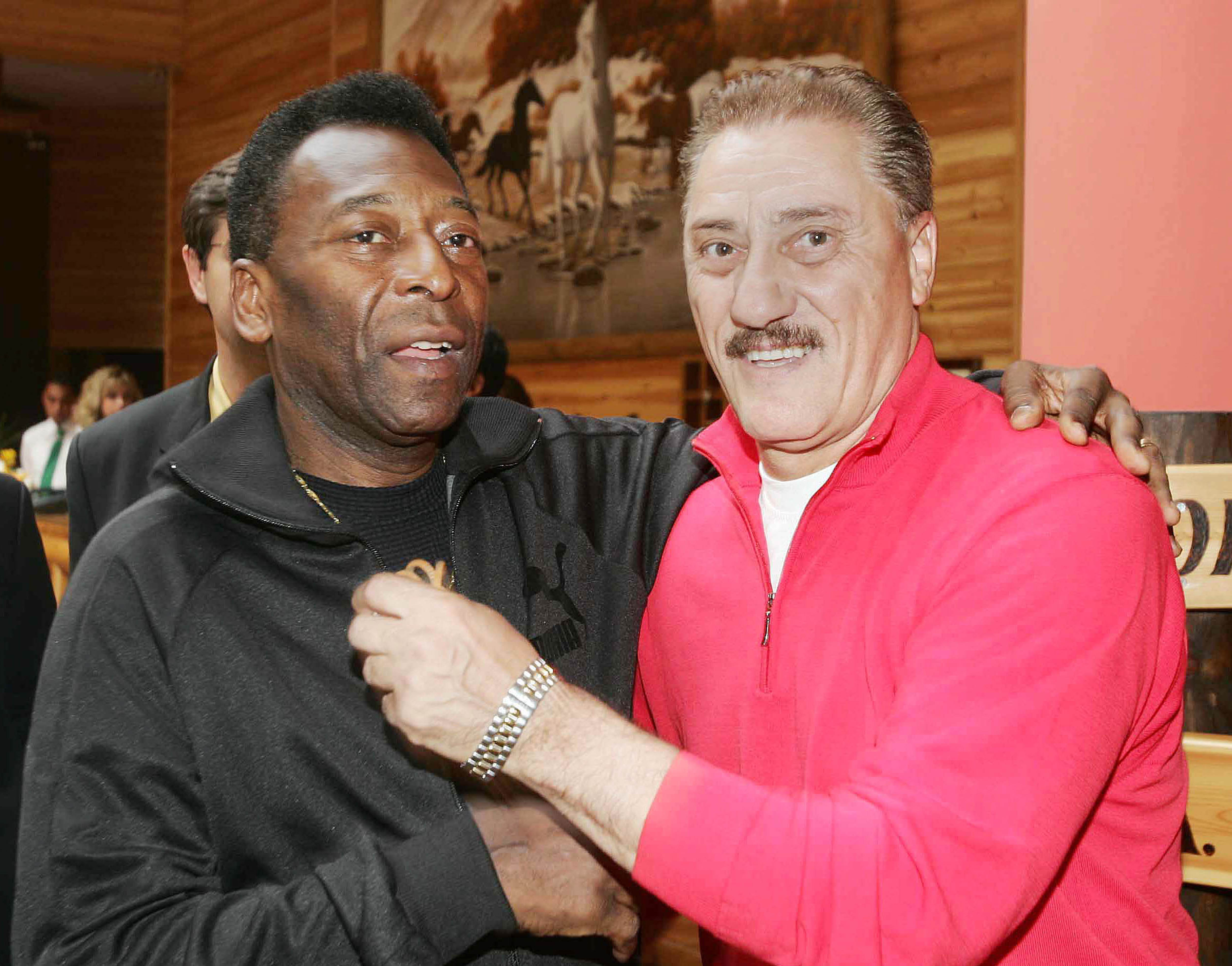 ΕΠΙΣΚΕΨΗ ΤΟΥ ΠΕΛΕ ΣΤΟ ΑΘΛΗΤΙΚΟ ΚΕΝΤΡΟ ΤΗΣ SKODA ΞΑΝΘΗ